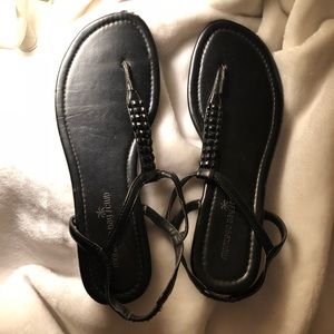 Thong Sandals / Size: 7.5 / Montego Bay Club